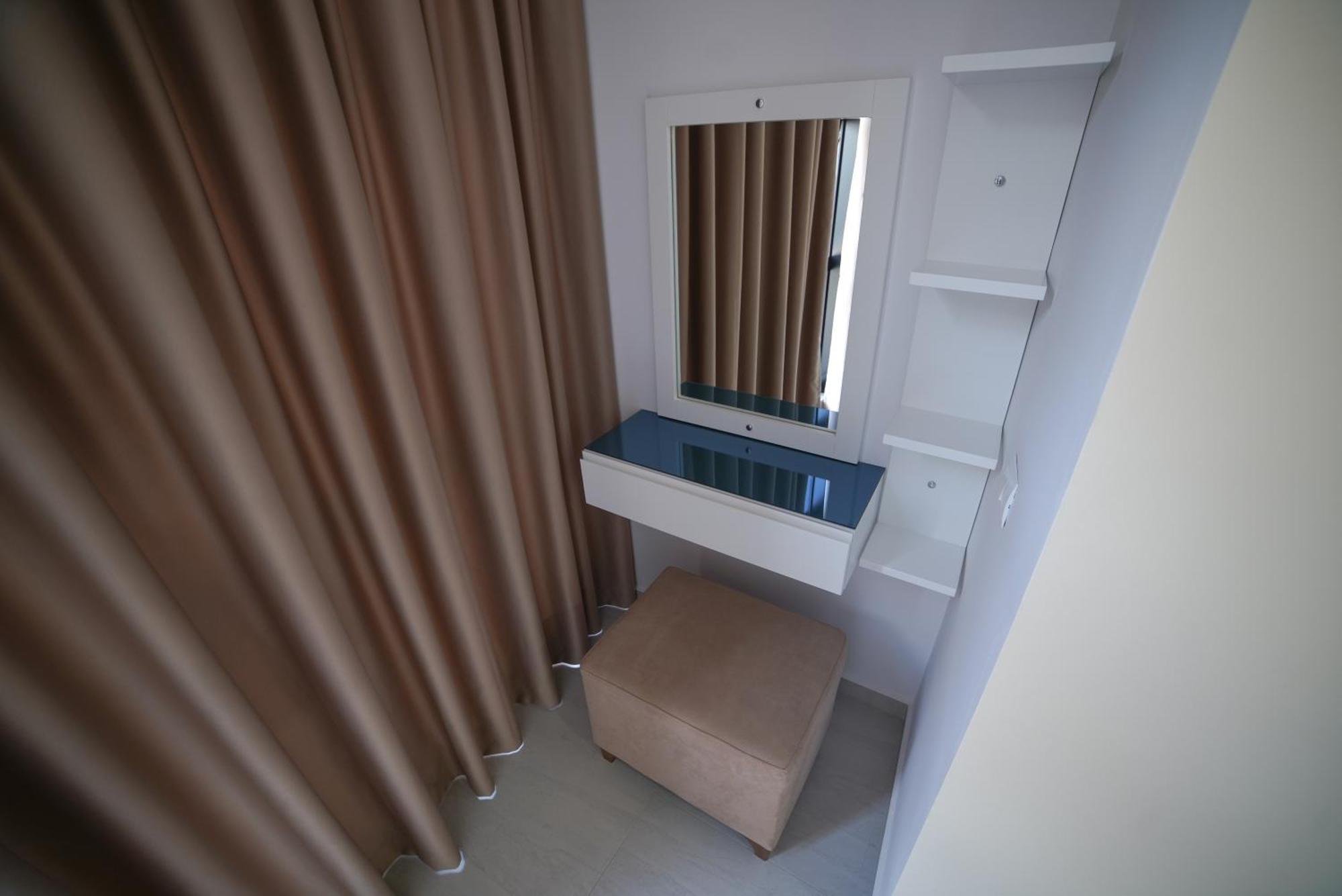 City Glow Apartments Sarande Ngoại thất bức ảnh