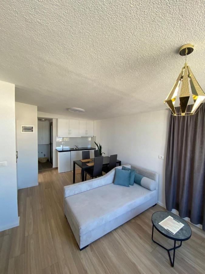 City Glow Apartments Sarande Ngoại thất bức ảnh