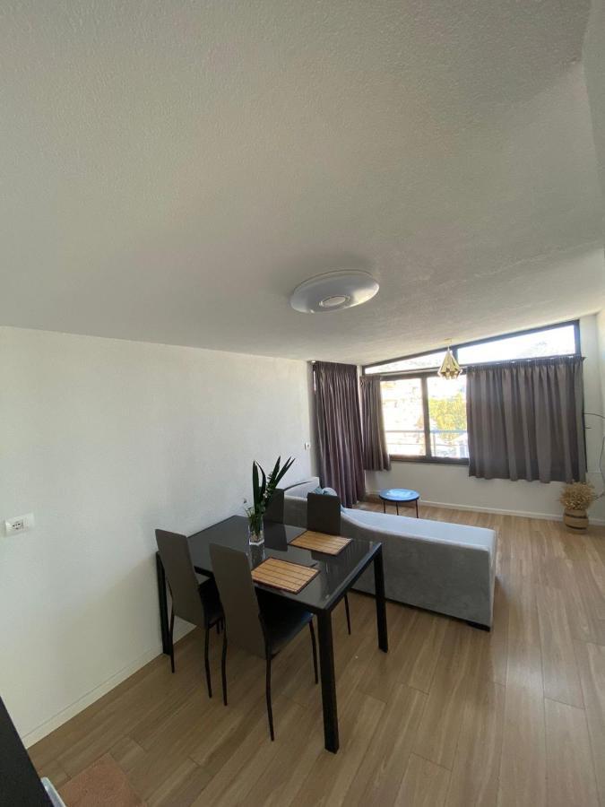 City Glow Apartments Sarande Ngoại thất bức ảnh