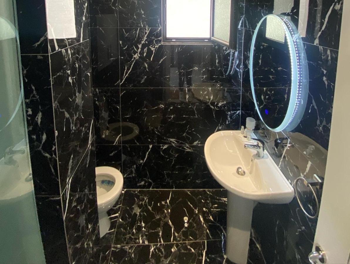 City Glow Apartments Sarande Ngoại thất bức ảnh